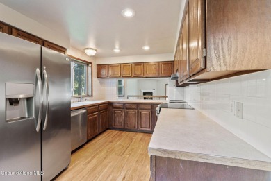 Discover this stunning 4-bedroom, 2-bathroom condo in Twin Lakes on Twin Lakes Village Golf Course in Idaho - for sale on GolfHomes.com, golf home, golf lot