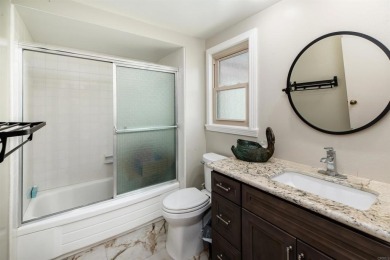 Welcome to a cheerful and stylish 2-bedroom, 2-bath home with a on Emerald Isle Golf Course in California - for sale on GolfHomes.com, golf home, golf lot