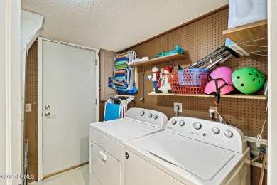 Beautifully updated 2BR end-unit townhome in one of Sea Pines' on Harbour Town Golf Links in South Carolina - for sale on GolfHomes.com, golf home, golf lot