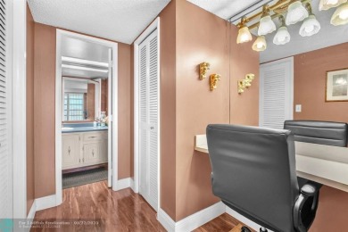 Welcome to this charming, fully furnished 1-bedroom, 1.5-bath on Palm-Aire Country Club and Resort - The Oaks in Florida - for sale on GolfHomes.com, golf home, golf lot