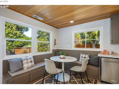 Discover timeless design and modern comfort in this stunning on  in Oregon - for sale on GolfHomes.com, golf home, golf lot