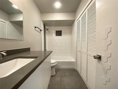 Welcome to 306 W Northgate -- a beautifully remodeled 3-bedroom on Las Colinas Country Club in Texas - for sale on GolfHomes.com, golf home, golf lot