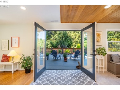 Discover timeless design and modern comfort in this stunning on  in Oregon - for sale on GolfHomes.com, golf home, golf lot