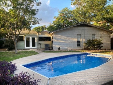 Welcome to 306 W Northgate -- a beautifully remodeled 3-bedroom on Las Colinas Country Club in Texas - for sale on GolfHomes.com, golf home, golf lot