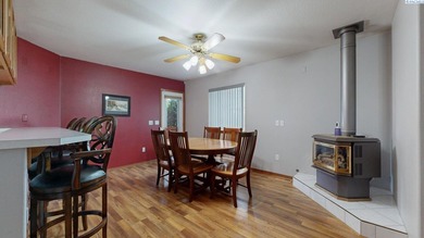 Tee up your next chapter right on Sun Willows Golf Course! This on Sun Willows in Washington - for sale on GolfHomes.com, golf home, golf lot