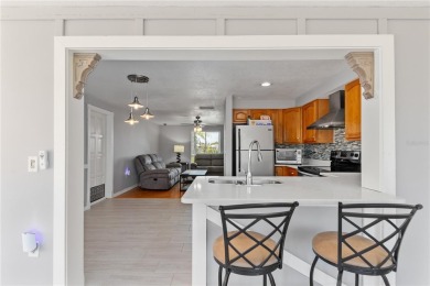 Under contract-accepting backup offers. Move-in ready, this on Venice East Golf Club in Florida - for sale on GolfHomes.com, golf home, golf lot