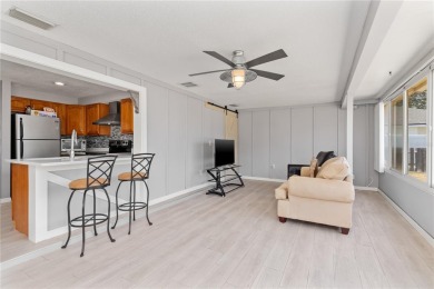 Under contract-accepting backup offers. Move-in ready, this on Venice East Golf Club in Florida - for sale on GolfHomes.com, golf home, golf lot