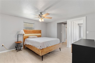 Under contract-accepting backup offers. Move-in ready, this on Venice East Golf Club in Florida - for sale on GolfHomes.com, golf home, golf lot