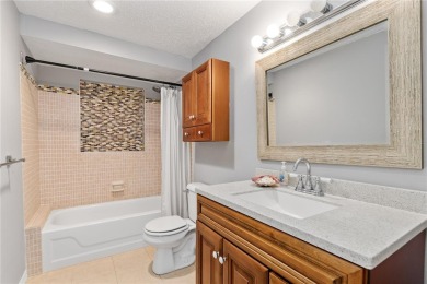 Under contract-accepting backup offers. Move-in ready, this on Venice East Golf Club in Florida - for sale on GolfHomes.com, golf home, golf lot