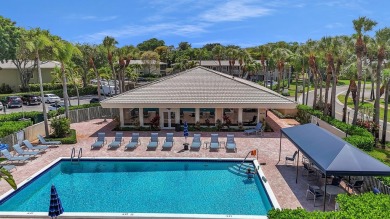 Welcome to this bright and spacious 2-bedroom, 2-bath condo on Hunters Run Golf and Country Club in Florida - for sale on GolfHomes.com, golf home, golf lot