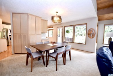 Stunning, contemporary house in Sunland, on premier lot with on SunLand Golf and Country Club in Washington - for sale on GolfHomes.com, golf home, golf lot