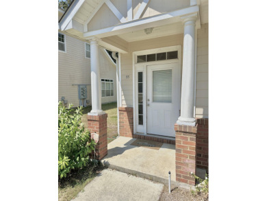 This well-maintained end-unit townhome features an open floor on  in Florida - for sale on GolfHomes.com, golf home, golf lot