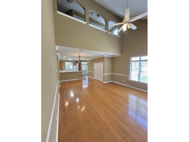 This well-maintained end-unit townhome features an open floor on  in Florida - for sale on GolfHomes.com, golf home, golf lot