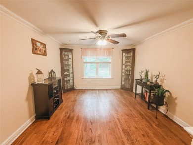 Edgewood corner unit in the desirable Blue Ridge community! This on Blue Ridge Golf Club in New York - for sale on GolfHomes.com, golf home, golf lot