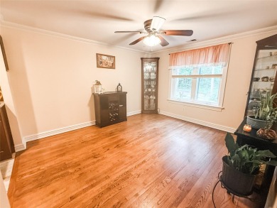Edgewood corner unit in the desirable Blue Ridge community! This on Blue Ridge Golf Club in New York - for sale on GolfHomes.com, golf home, golf lot