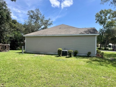 A beautiful golf course community home with many upgrades! on Chiefland Golf and Country Club in Florida - for sale on GolfHomes.com, golf home, golf lot