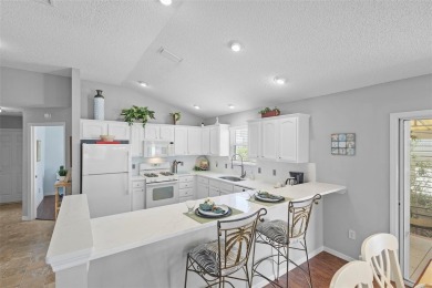 Welcome Home to this beautifully maintained Bonita model on The Links of Spruce Creek in Florida - for sale on GolfHomes.com, golf home, golf lot