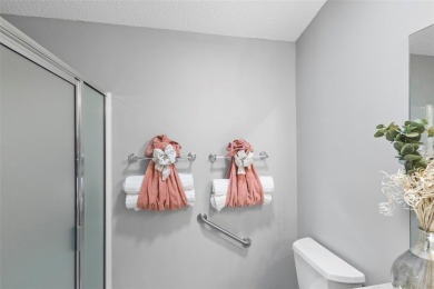 Welcome Home to this beautifully maintained Bonita model on The Links of Spruce Creek in Florida - for sale on GolfHomes.com, golf home, golf lot