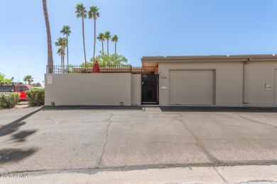 This beautifully maintained Sun City gem is truly move-in ready! on Sun City Lakes West and East in Arizona - for sale on GolfHomes.com, golf home, golf lot