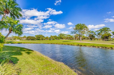 Fabulous Corner 3 Bed,2.5 Bath,Office/Loft 2 Car Garage, New on PGA National Golf Club in Florida - for sale on GolfHomes.com, golf home, golf lot