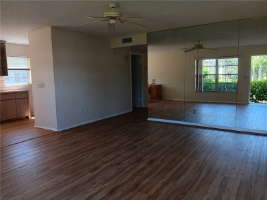 Great opportunity in Vista Gardens with PLENTY of benefits: on Vero Beach South Golf Course in Florida - for sale on GolfHomes.com, golf home, golf lot
