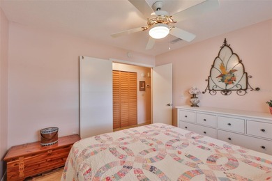 MOVE-IN READY ON A DESIRABLE CORNER LOT IN KINGS POINT!

 on Falcon Watch Golf Club in Florida - for sale on GolfHomes.com, golf home, golf lot