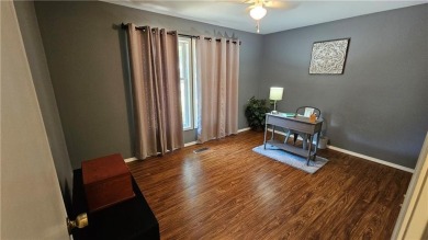Single level, 3bed/2bath townhouse with 2 parking spaces that is on Bella Vista Country Club - Berksdale in Arkansas - for sale on GolfHomes.com, golf home, golf lot