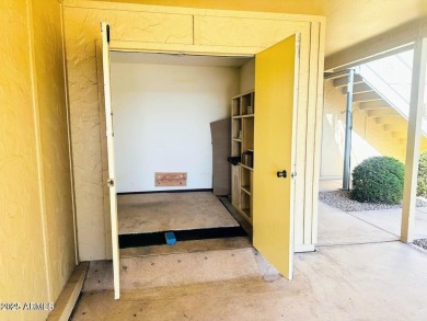 Very Desirable lower condo overlooking Hillcrest Golf Course is on Hillcrest Golf Club in Arizona - for sale on GolfHomes.com, golf home, golf lot
