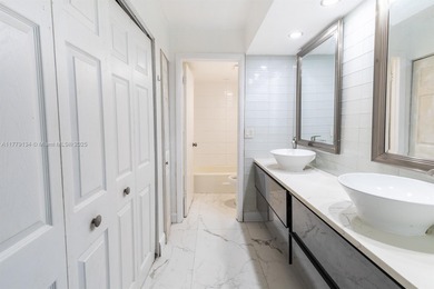 This well-positioned condo offers versatile living with on Inverrary Country Club in Florida - for sale on GolfHomes.com, golf home, golf lot