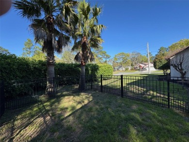 Under contract-accepting backup offers. Welcome home to this on Sugarmill Woods Golf and Country Club in Florida - for sale on GolfHomes.com, golf home, golf lot