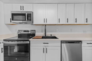 *FREE HOME WARRANTY OFFERED TO BUYER* Welcome to YOUR NEW HOME- on Beacon Woods Golf Club in Florida - for sale on GolfHomes.com, golf home, golf lot