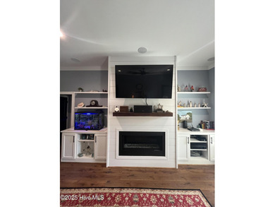 Welcome to beautiful home on large lot in gated community of on River Golf and Country Club at Lake Royale in North Carolina - for sale on GolfHomes.com, golf home, golf lot