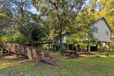 MOVE IN READY HOME! Beautiful country home tucked away in the on Chiefland Golf and Country Club in Florida - for sale on GolfHomes.com, golf home, golf lot