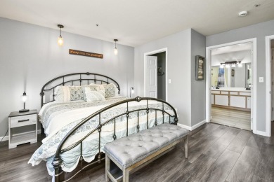 This FULLY FURNISHED 2 bedroom 2 bath condo is located  in the on Pointe Royale Village Country Club in Missouri - for sale on GolfHomes.com, golf home, golf lot