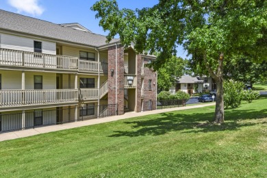 This FULLY FURNISHED 2 bedroom 2 bath condo is located  in the on Pointe Royale Village Country Club in Missouri - for sale on GolfHomes.com, golf home, golf lot