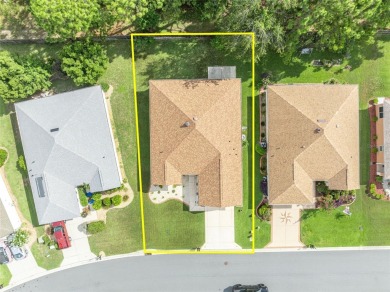 Gorgeous TURNKEY Home in Spruce Creek Golf  Country Club - on Eagle Ridge At Spruce Creek Country Club in Florida - for sale on GolfHomes.com, golf home, golf lot