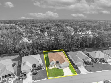 Gorgeous TURNKEY Home in Spruce Creek Golf  Country Club - on Eagle Ridge At Spruce Creek Country Club in Florida - for sale on GolfHomes.com, golf home, golf lot