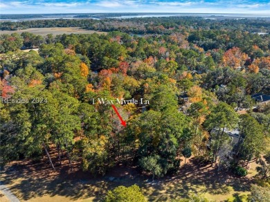 Beautifully renovated 3-bedroom, 3.5-bathroom home, perfectly on Moss Creek Golf Club in South Carolina - for sale on GolfHomes.com, golf home, golf lot