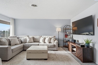 MLS# 291398 Updated 3 bed, 2 full bath third floor condo with on Meadow Springs Country Club in Washington - for sale on GolfHomes.com, golf home, golf lot