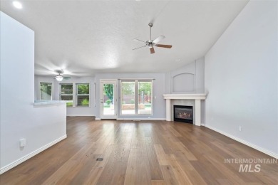 Beautifully maintained single-level home with versatile upstairs on Lakeview Golf Club in Idaho - for sale on GolfHomes.com, golf home, golf lot