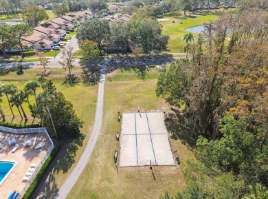 One or more photo(s) has been virtually staged. THREE BEDROOM on Seven Springs Golf and Country Club in Florida - for sale on GolfHomes.com, golf home, golf lot