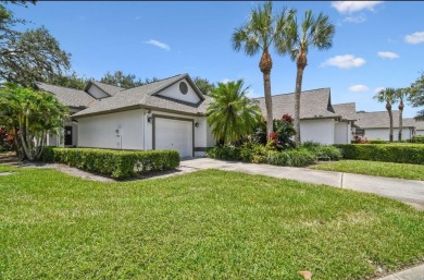 One or more photo(s) has been virtually staged. THREE BEDROOM on Seven Springs Golf and Country Club in Florida - for sale on GolfHomes.com, golf home, golf lot