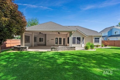 Beautifully maintained single-level home with versatile upstairs on Lakeview Golf Club in Idaho - for sale on GolfHomes.com, golf home, golf lot