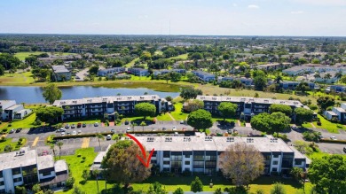 Welcome to this charming first-floor condo located in the on Fountains Golf and Country Club in Florida - for sale on GolfHomes.com, golf home, golf lot