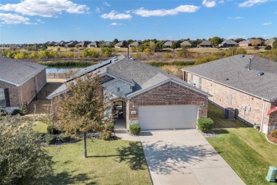 **MOTIVATED SELLER!** Well maintained Del Webb home with Vernon on Frisco Lakes Golf Course in Texas - for sale on GolfHomes.com, golf home, golf lot