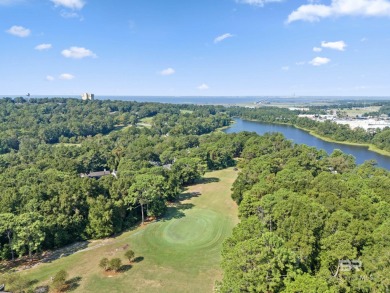 **Beautifully Renovated 3-Bedroom Home with Resort-Style on Lake Forest Yacht and Country Club in Alabama - for sale on GolfHomes.com, golf home, golf lot