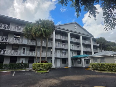 Welcome to this updated spacious condo located on the top floor on Pine Island Ridge Country Club in Florida - for sale on GolfHomes.com, golf home, golf lot