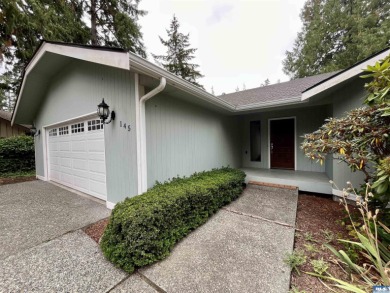 Welcome to this bright and beautifully laid out 3 bed, 2 bath on SunLand Golf and Country Club in Washington - for sale on GolfHomes.com, golf home, golf lot