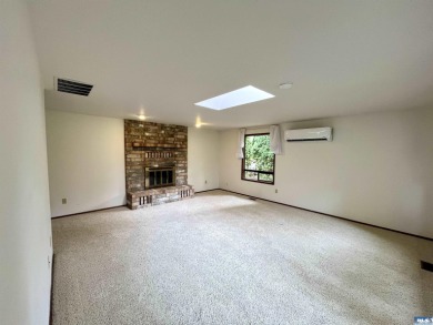 Welcome to this bright and beautifully laid out 3 bed, 2 bath on SunLand Golf and Country Club in Washington - for sale on GolfHomes.com, golf home, golf lot