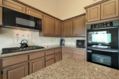 Bringing in the New Year with a fabulous price reduction! on The Lakes Country Club in California - for sale on GolfHomes.com, golf home, golf lot